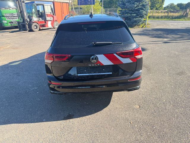 Volkswagen Golf VIII Variant R-Line Wasserschaden - Carrinha: foto 4 Volkswagen Golf VIII Variant R-Line Wasserschaden - Carrinha: foto 4