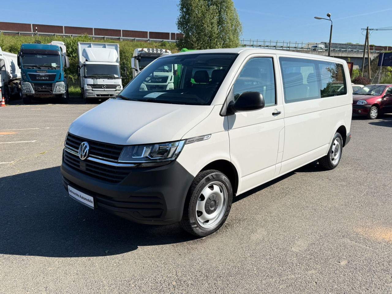 Volkswagen T6 Transporter Kombi lang 4MOTION - Furgão de passageiros: foto 3 Volkswagen T6 Transporter Kombi lang 4MOTION - Furgão de passageiros: foto 3
