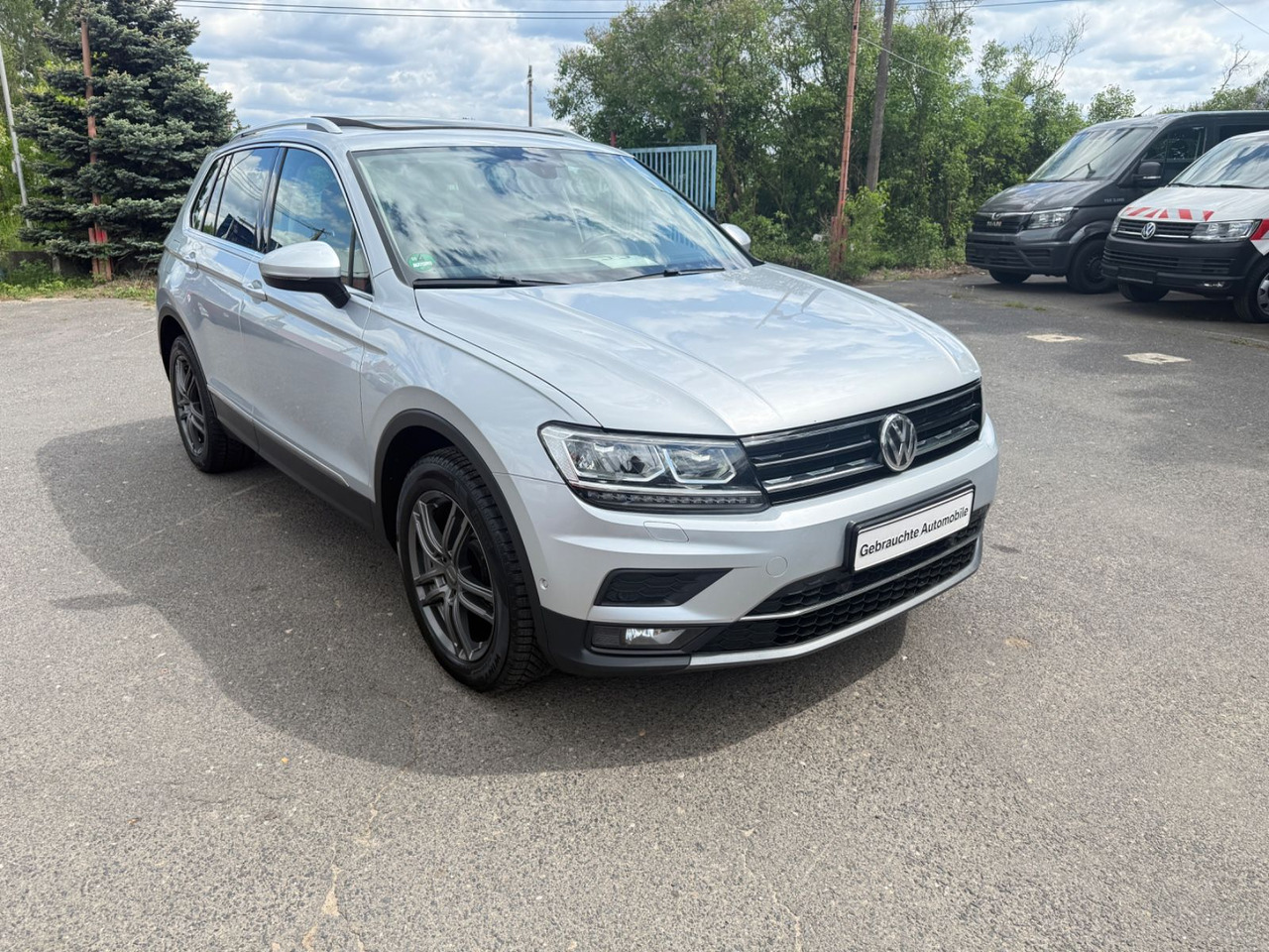 Volkswagen Tiguan Highline BMT/Start-Stopp 4Motion - SUV: foto 2 Volkswagen Tiguan Highline BMT/Start-Stopp 4Motion - SUV: foto 2