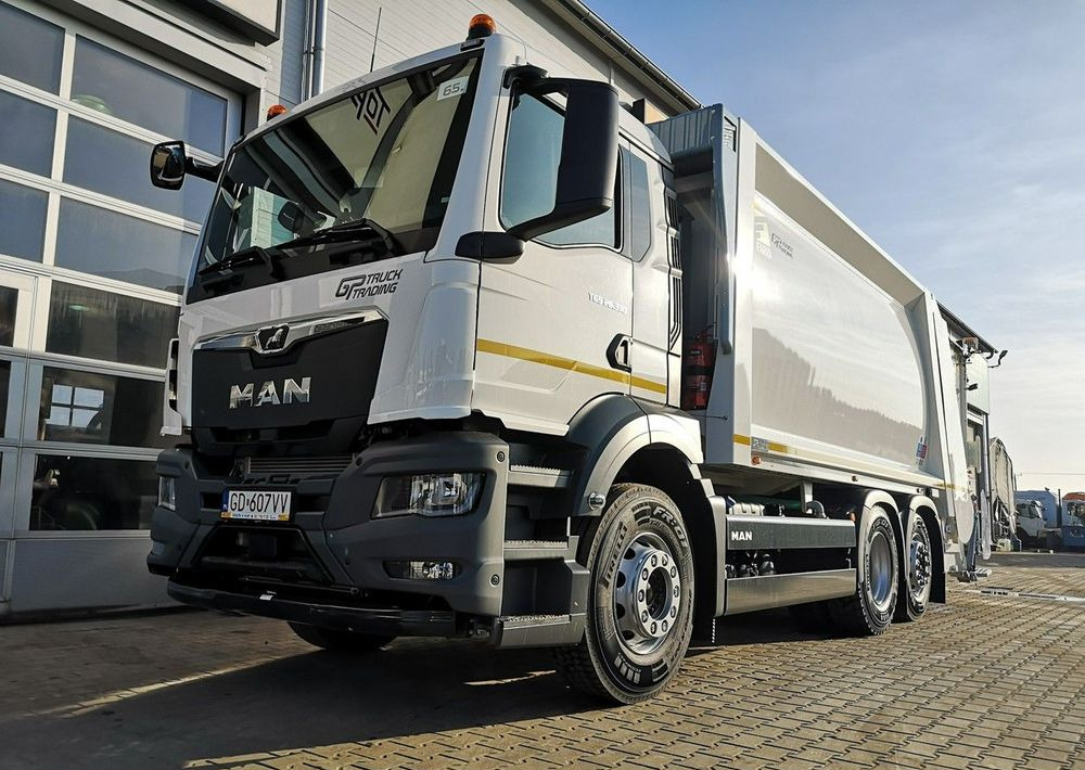 Caminhão de lixo novo MAN TGS 26.330: foto 1