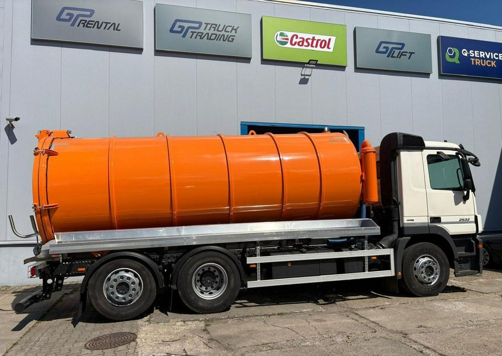 Mercedes-Benz Actros 2532 - Caminhão tanque: foto 4 Mercedes-Benz Actros 2532 - Caminhão tanque: foto 4