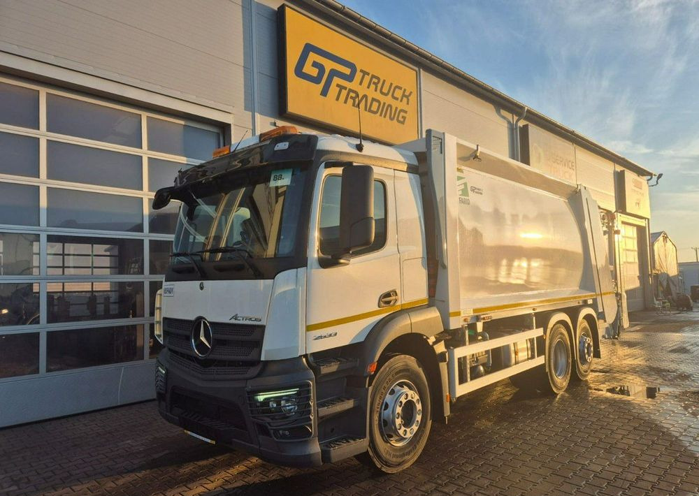 Mercedes-Benz Actros 2633, śmieciarka Farid - Caminhão de lixo: foto 1 Mercedes-Benz Actros 2633, śmieciarka Farid - Caminhão de lixo: foto 1