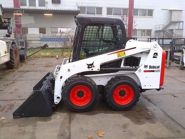 BOBCAT S450 - Mini pá carregadora: foto 3 BOBCAT S450 - Mini pá carregadora: foto 3