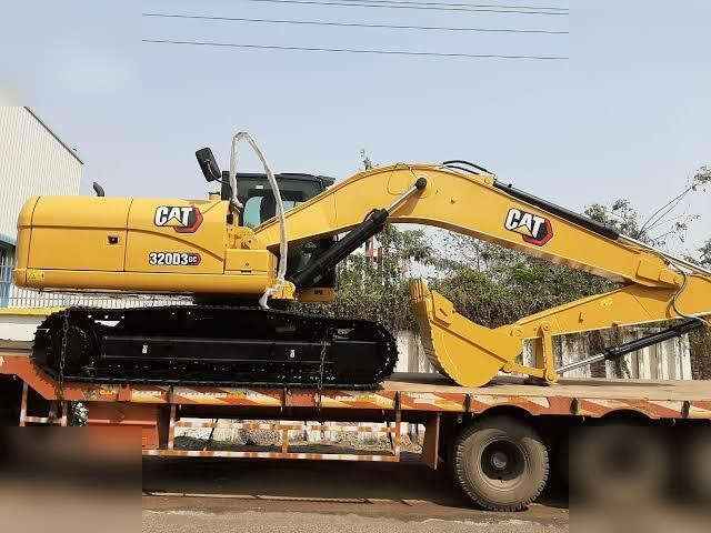 CATERPILLAR 320D3GC - Escavadora de rastos: foto 4 CATERPILLAR 320D3GC - Escavadora de rastos: foto 4