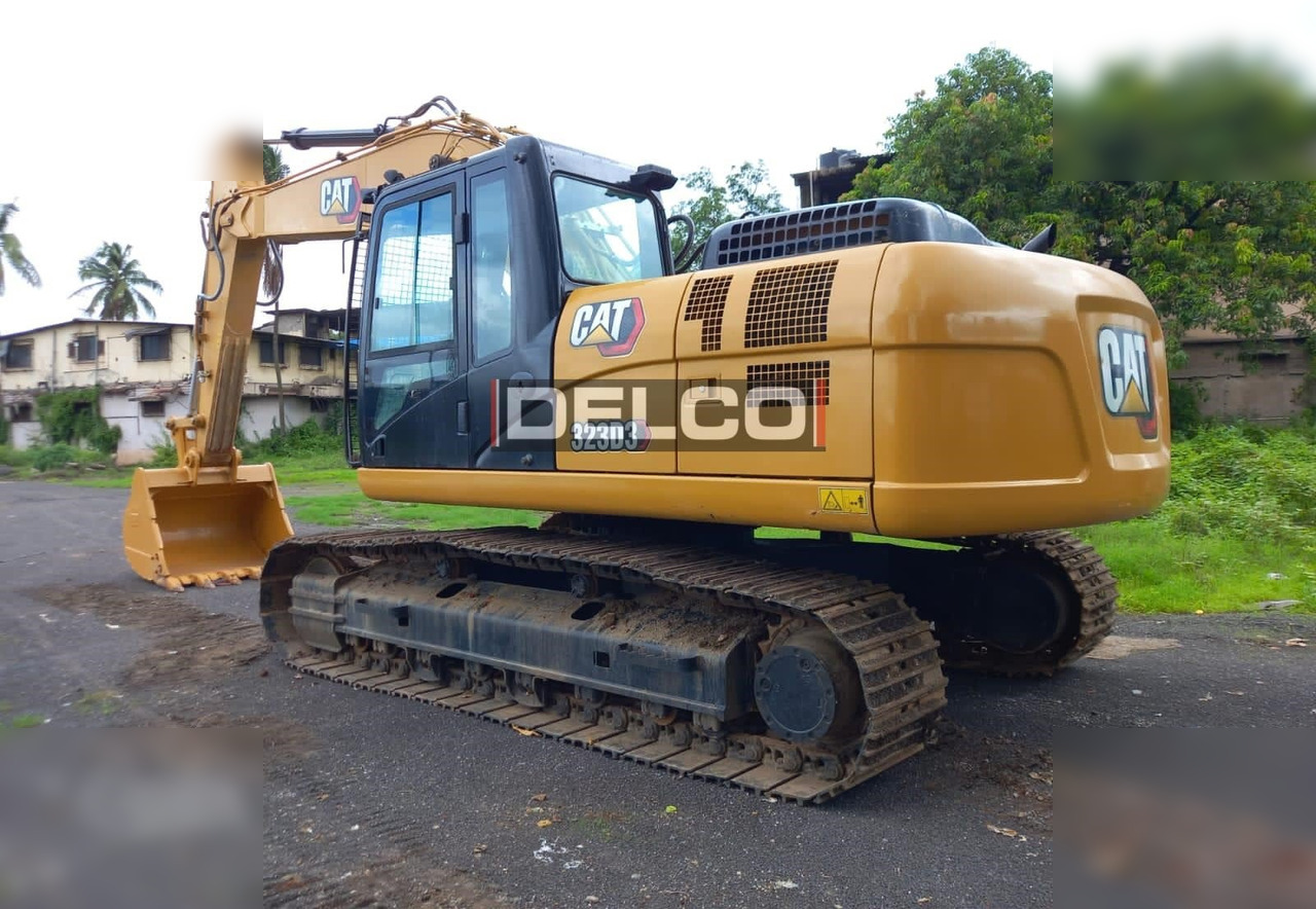 Escavadora de rastos novo CATERPILLAR 323D3: foto 11