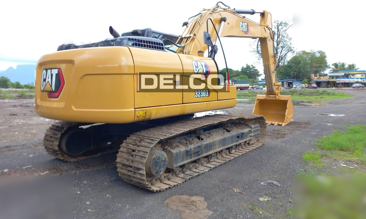 Escavadora de rastos novo CATERPILLAR 323D3: foto 14
