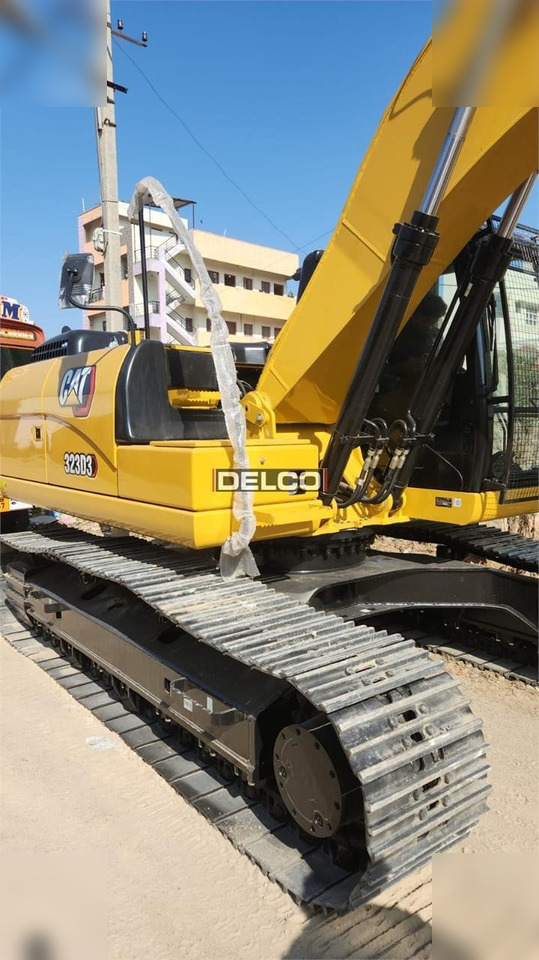 Escavadora de rastos novo CATERPILLAR 323D3: foto 10