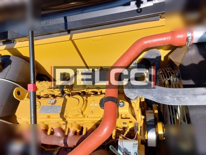Escavadora de rastos novo CATERPILLAR 323D3: foto 20