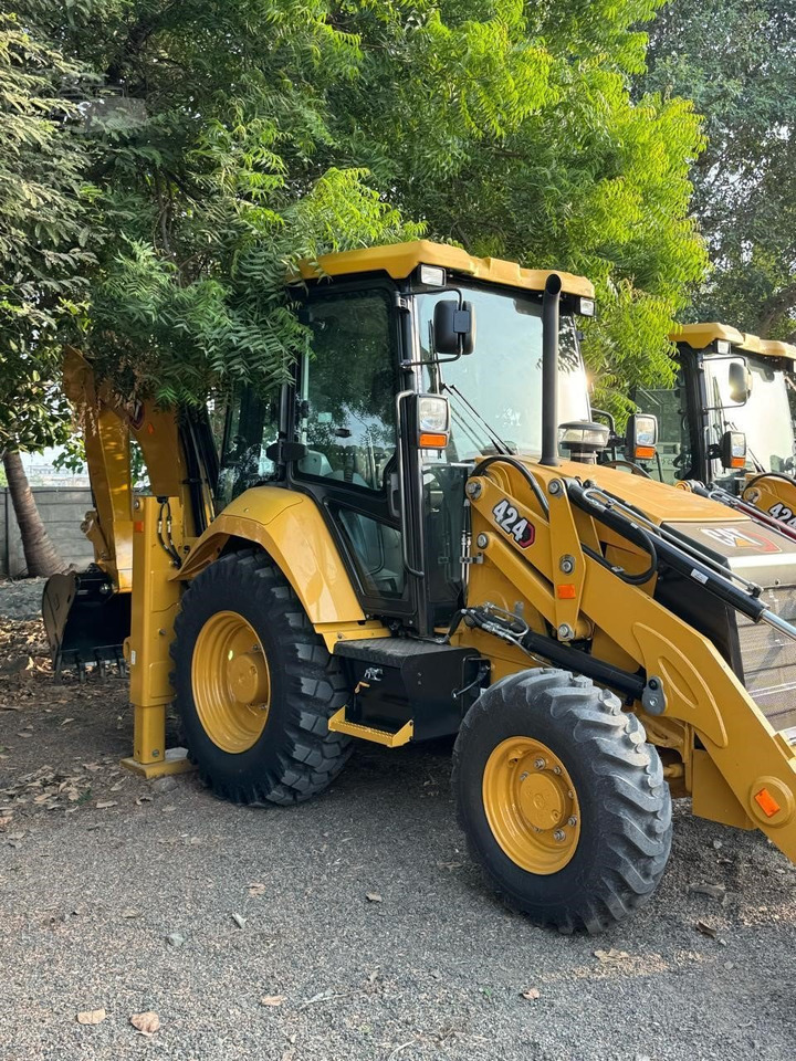 CATERPILLAR 424 - Retroescavadeira: foto 2 CATERPILLAR 424 - Retroescavadeira: foto 2