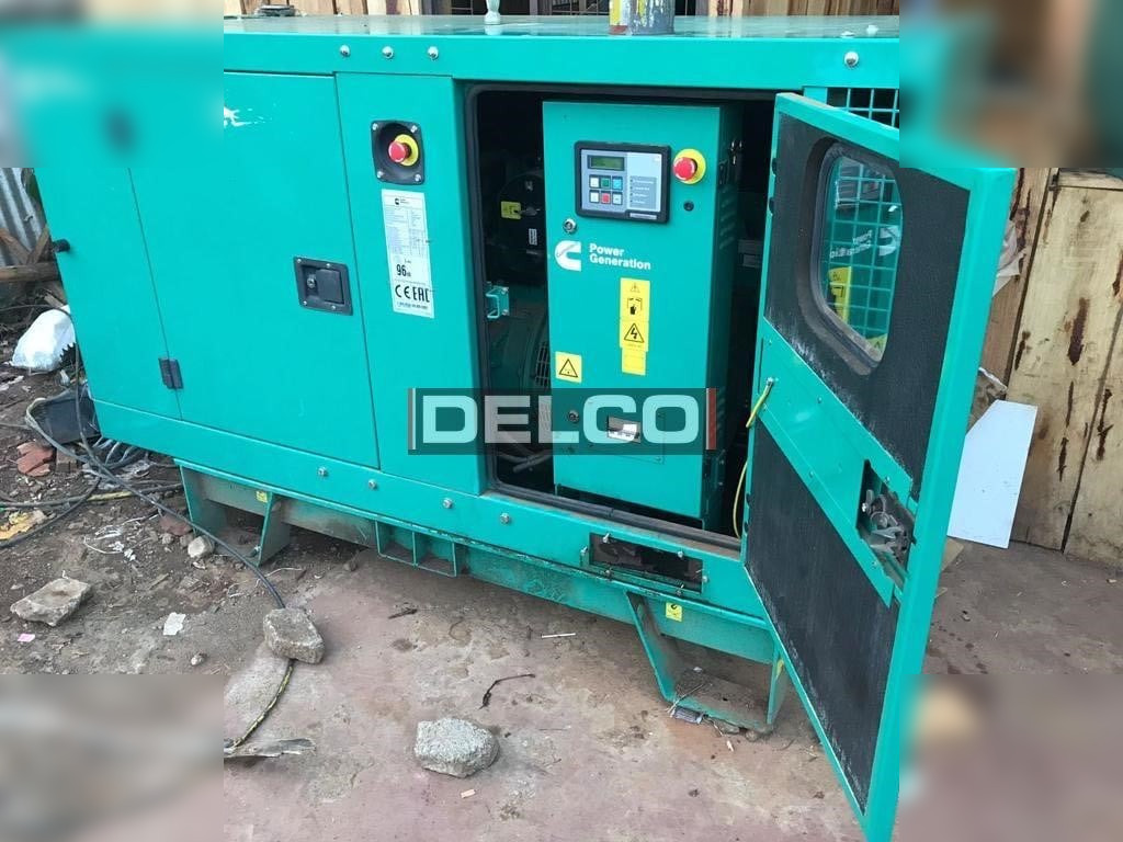 CUMMINS 35 KVA - Gerador elétrico: foto 1 CUMMINS 35 KVA - Gerador elétrico: foto 1