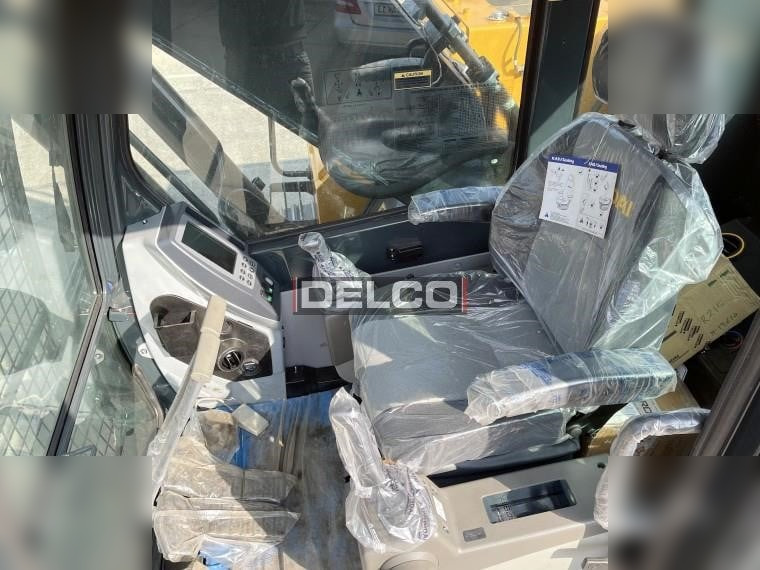 Escavadora de rastos novo HYUNDAI ROBEX 215L SMART: foto 12
