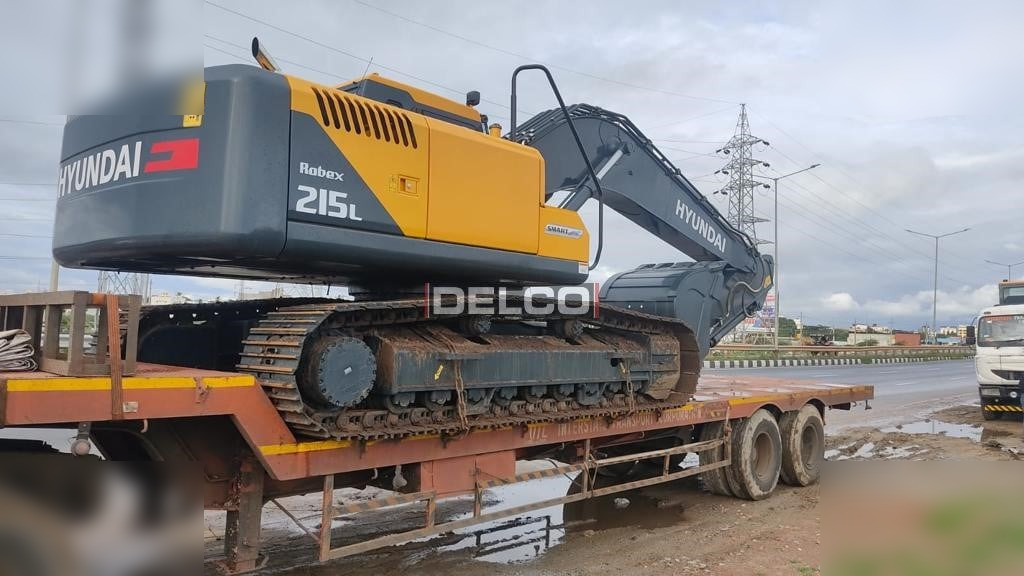 HYUNDAI ROBEX 215L SMART - Escavadora de rastos: foto 1 HYUNDAI ROBEX 215L SMART - Escavadora de rastos: foto 1