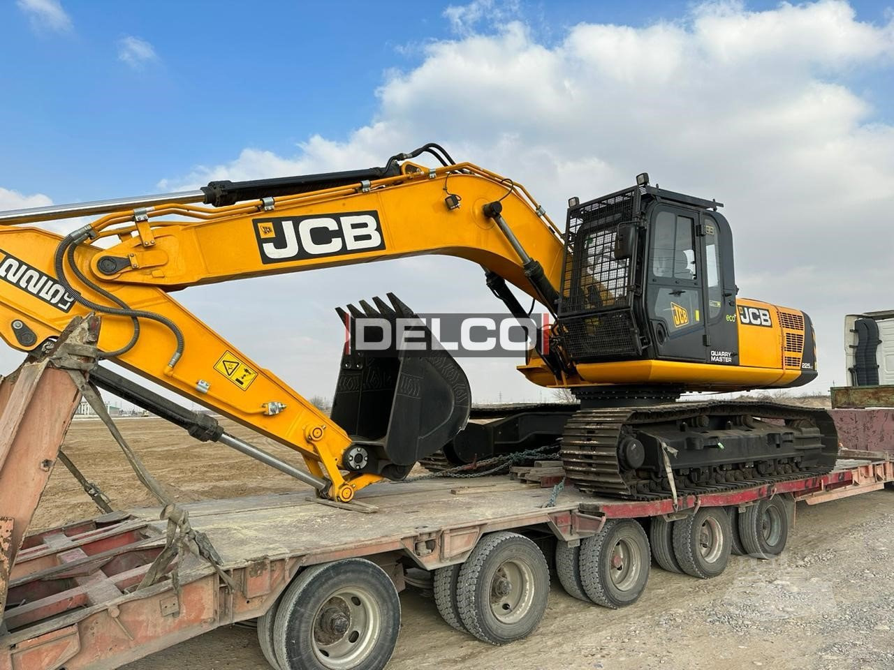 JCB 225 LC - Escavadora de rastos: foto 1 JCB 225 LC - Escavadora de rastos: foto 1