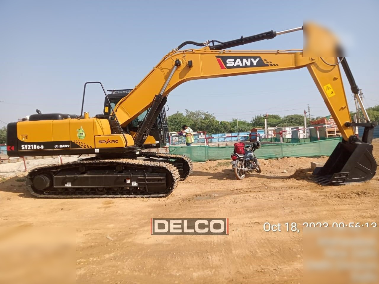 SANY SY210 - Escavadora de rastos: foto 2 SANY SY210 - Escavadora de rastos: foto 2