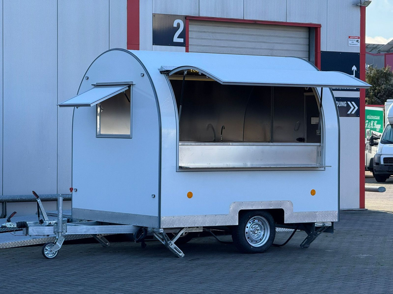 Esselmann EasyGo 280 ähn Buddystar oder Multiwagon - Roulote bar: foto 2 Esselmann EasyGo 280 ähn Buddystar oder Multiwagon - Roulote bar: foto 2