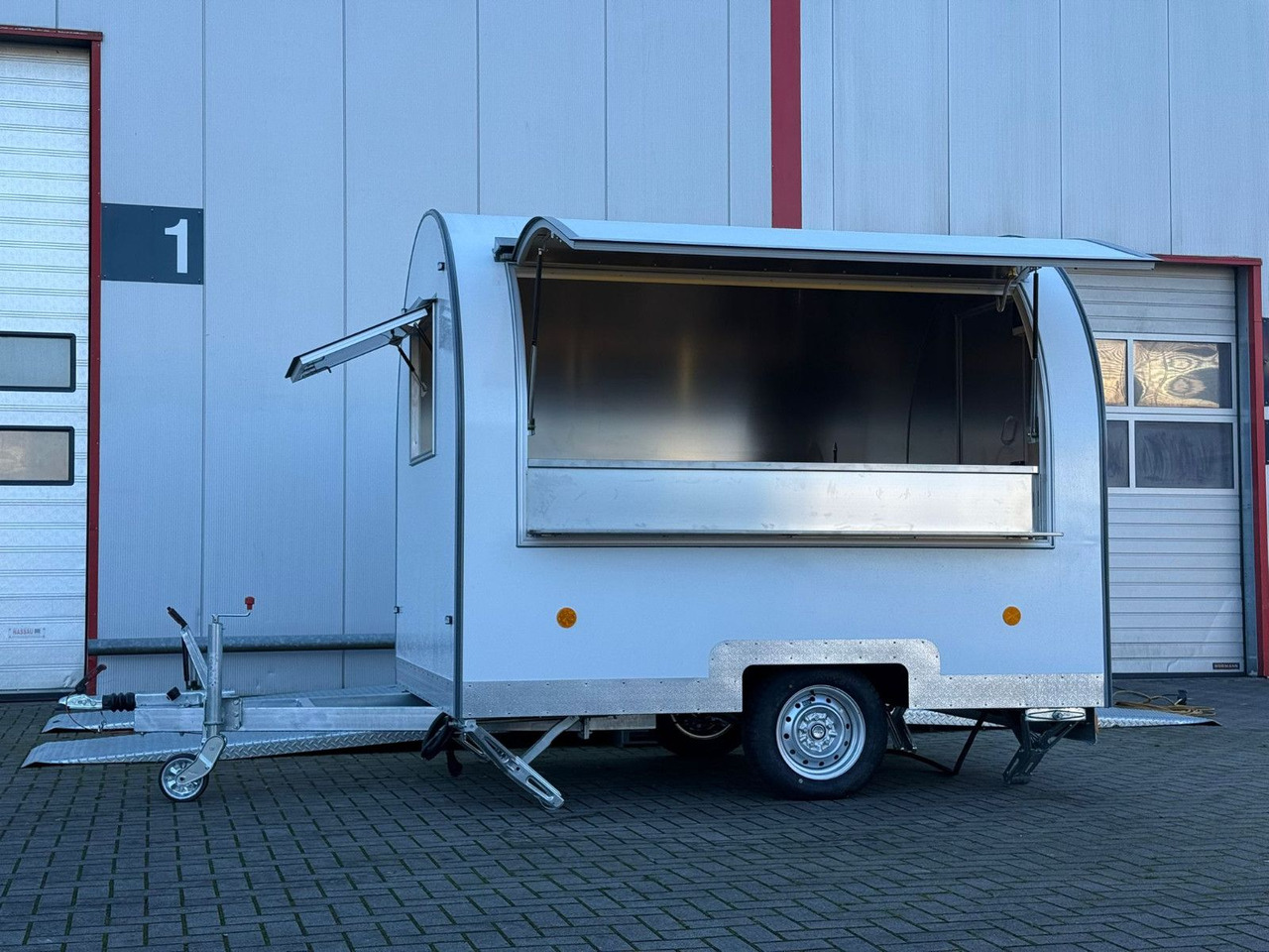 Esselmann EasyGo 280 ähn Buddystar oder Multiwagon - Roulote bar: foto 3 Esselmann EasyGo 280 ähn Buddystar oder Multiwagon - Roulote bar: foto 3