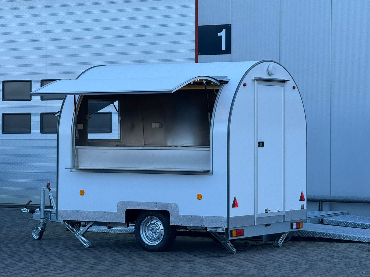 Esselmann EasyGo 280 ähn Buddystar oder Multiwagon - Roulote bar: foto 5 Esselmann EasyGo 280 ähn Buddystar oder Multiwagon - Roulote bar: foto 5