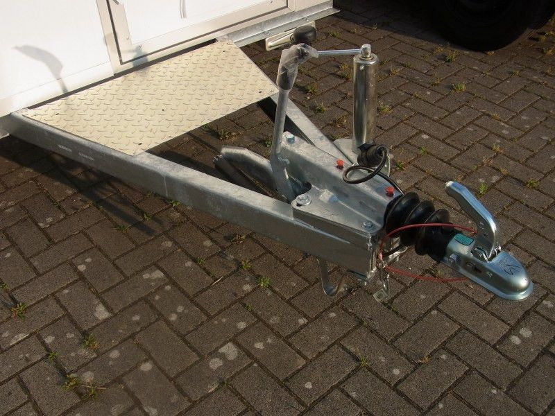 Esselmann Sandwichanhänger Verkaufsanhänger leer - Roulote bar: foto 5 Esselmann Sandwichanhänger Verkaufsanhänger leer - Roulote bar: foto 5