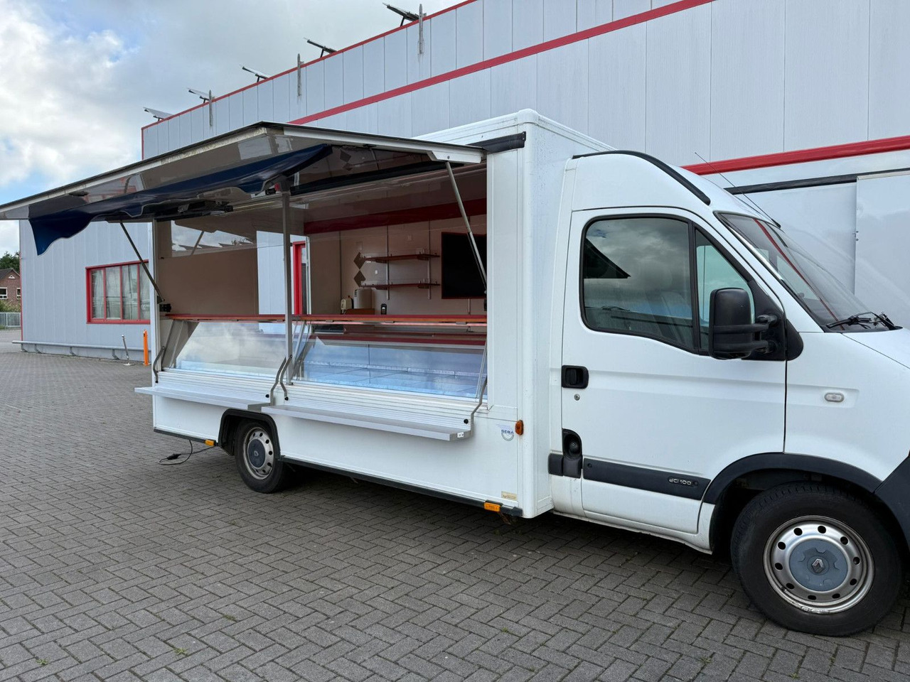 Renault Seba Borco Höhns - Food truck: foto 2 Renault Seba Borco Höhns - Food truck: foto 2