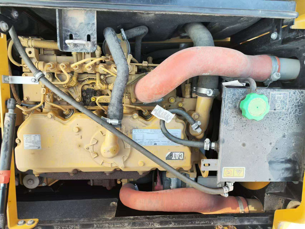 CAT 315D - Escavadeira de rodas: foto 2 CAT 315D - Escavadeira de rodas: foto 2