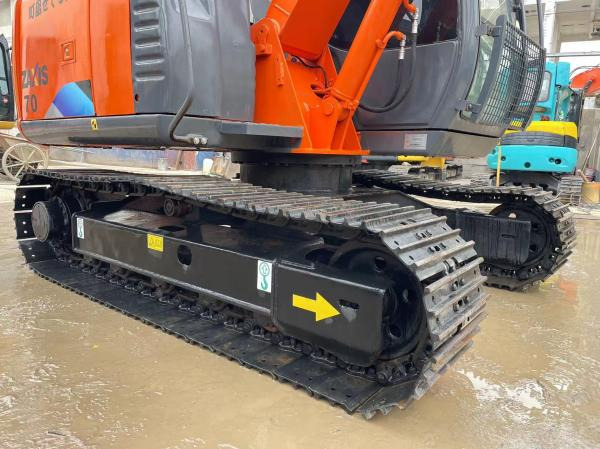Escavadora de rastos Hitachi zaxis 70: foto 6