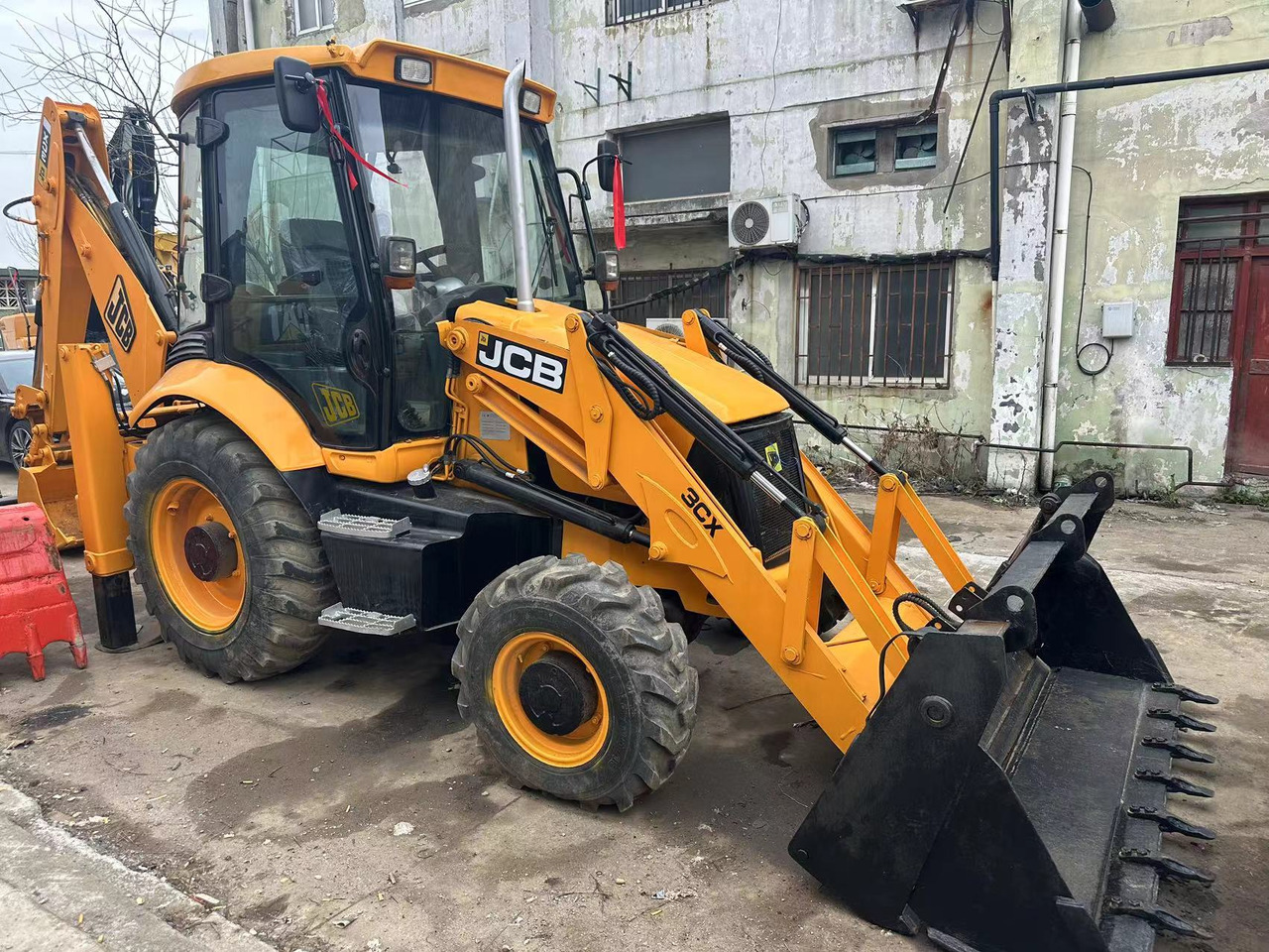 JCB 3CX - Retroescavadeira: foto 3 JCB 3CX - Retroescavadeira: foto 3