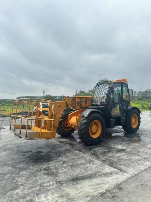 JCB 535 - Equipamento de construção: foto 2 JCB 535 - Equipamento de construção: foto 2