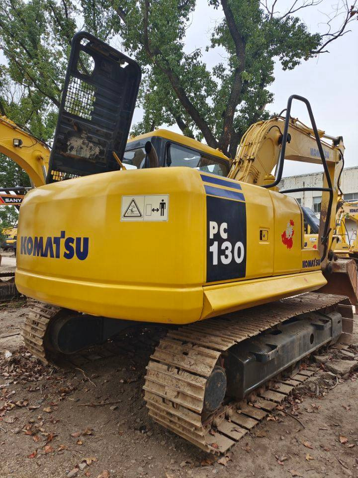 Komatsu PC130 - Escavadora de rastos: foto 1 Komatsu PC130 - Escavadora de rastos: foto 1