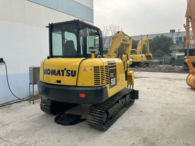 Komatsu PC56 - Mini escavadeira: foto 5 Komatsu PC56 - Mini escavadeira: foto 5