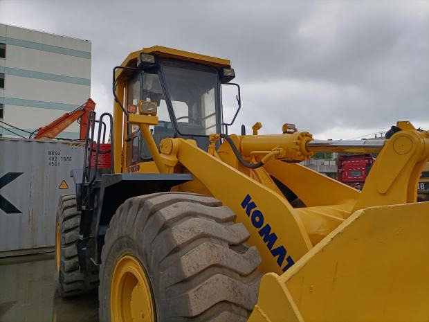 Komatsu WA470 - Pá carregadora de rodas: foto 3 Komatsu WA470 - Pá carregadora de rodas: foto 3