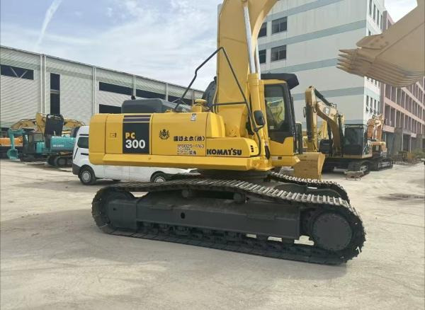 Komatsu pc300 - Escavadora de rastos: foto 4 Komatsu pc300 - Escavadora de rastos: foto 4