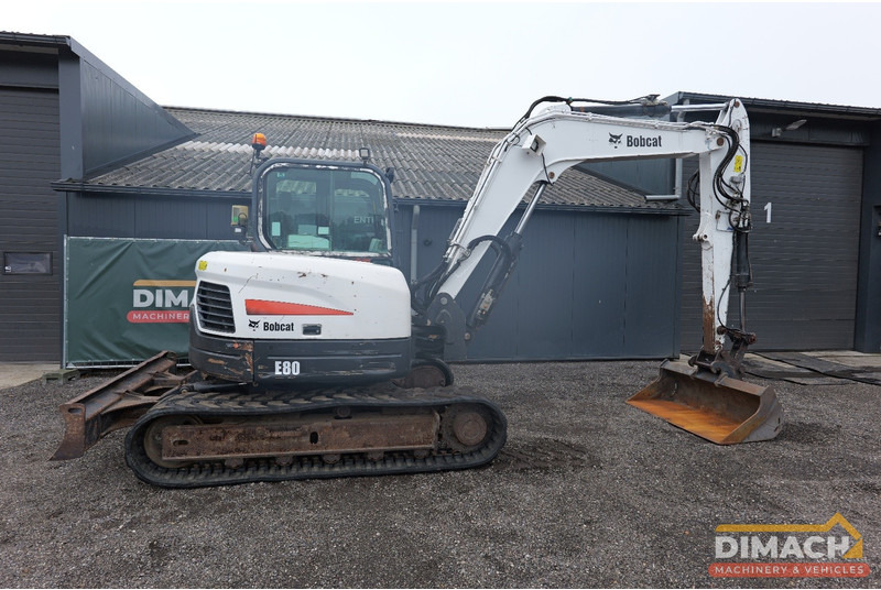 Bobcat E80 EA Airco - centrale smering - Verachtert CW10 hydraulische snelwissel - Escavadeira: foto 2 Bobcat E80 EA Airco - centrale smering - Verachtert CW10 hydraulische snelwissel - Escavadeira: foto 2