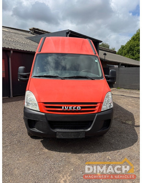 Iveco Daily 35C L2H2 85kW Dubbellucht, double air tyres - Furgão: foto 4 Iveco Daily 35C L2H2 85kW Dubbellucht, double air tyres - Furgão: foto 4