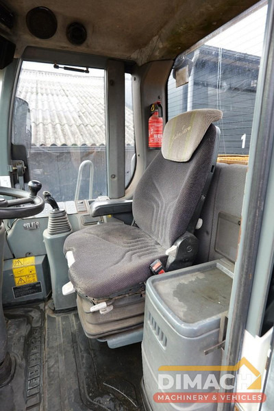 Liebherr L556 Like new!! Airco, quick coupler, skeleton bucket with teeths - Pá carregadora: foto 5 Liebherr L556 Like new!! Airco, quick coupler, skeleton bucket with teeths - Pá carregadora: foto 5