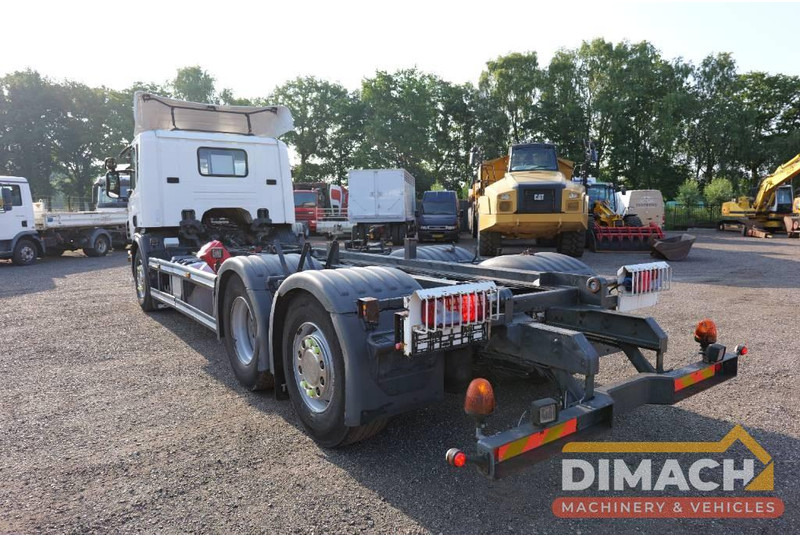 Scania P230 P 230 Euro 5 6x2*4 TOP!! Retarder right hand steer - Camião chassi: foto 2 Scania P230 P 230 Euro 5 6x2*4 TOP!! Retarder right hand steer - Camião chassi: foto 2