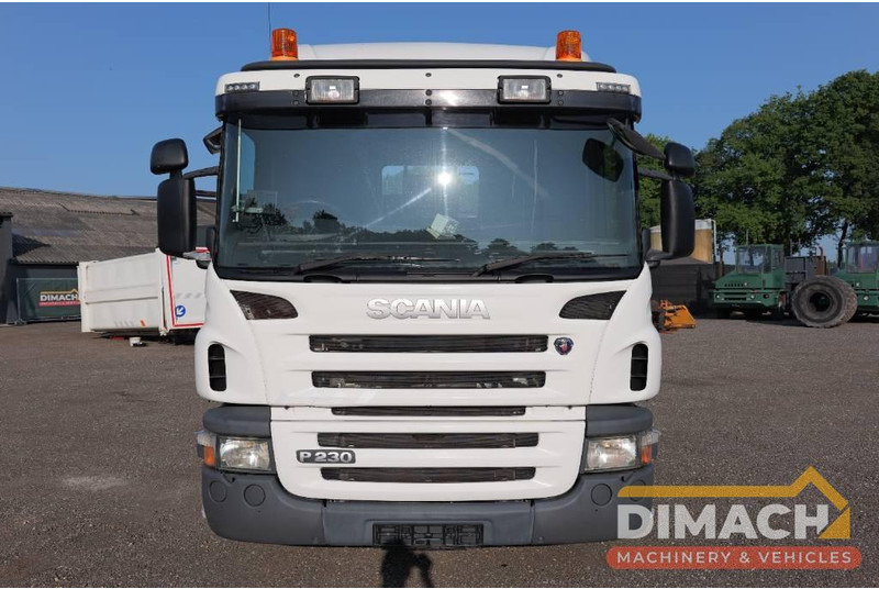 Scania P230 P 230 Euro 5 6x2*4 TOP!! Retarder right hand steer - Camião chassi: foto 3 Scania P230 P 230 Euro 5 6x2*4 TOP!! Retarder right hand steer - Camião chassi: foto 3