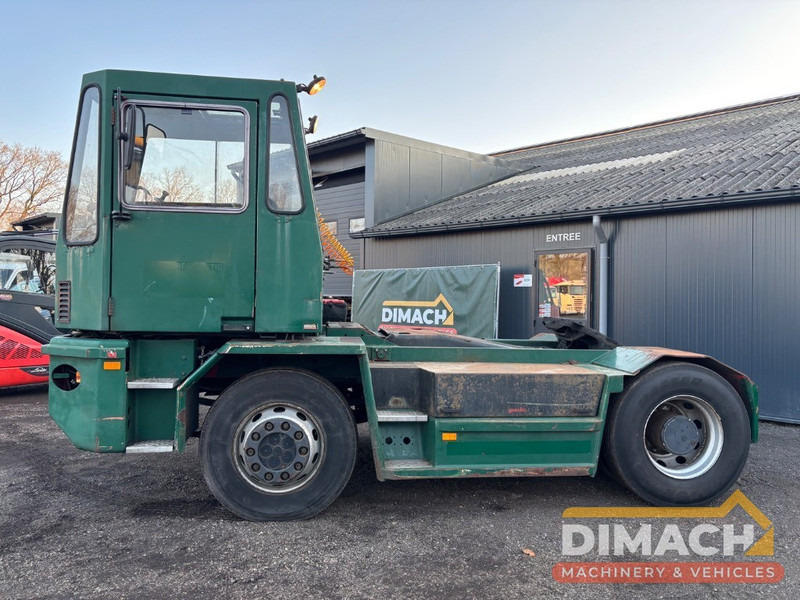 Tractor de terminal Sisu Terminal truck TOP! Low hours! ( terberg - Kalmar ): foto 10