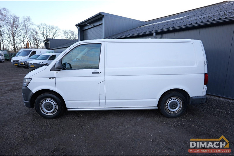 Volkswagen Transporter L1H1 2.0 L diesel - euro 5 geen adblue - 3 persoons cabine - 5 deurs - trekhaak - NL auto - Furgão compacto: foto 4 Volkswagen Transporter L1H1 2.0 L diesel - euro 5 geen adblue - 3 persoons cabine - 5 deurs - trekhaak - NL auto - Furgão compacto: foto 4