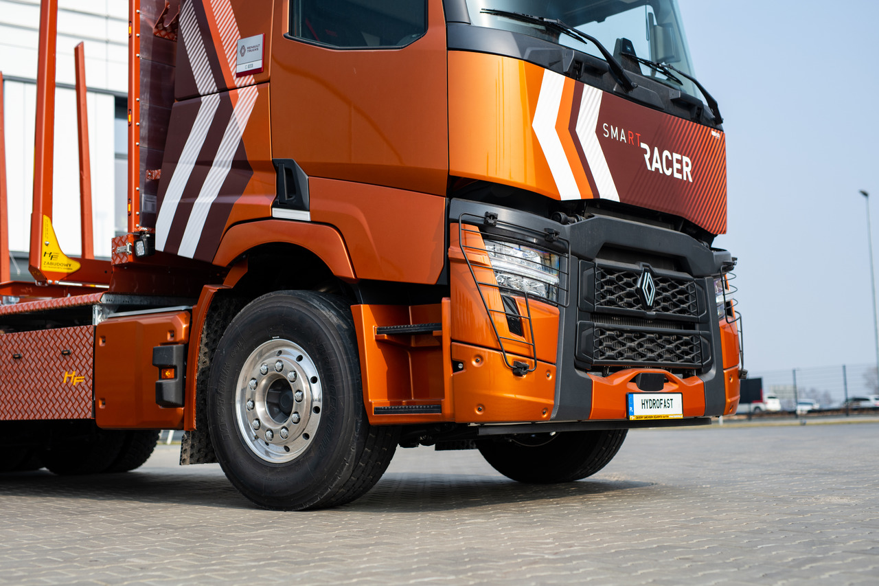 RENAULT TRUCKS C P6X4 Loglift 125 Z 93 C P6X4 Loglift + 125 Z 93 - Camião de transporte de madeira, Caminhão elétrico: foto 2 RENAULT TRUCKS C P6X4 Loglift 125 Z 93 C P6X4 Loglift + 125 Z 93 - Camião de transporte de madeira, Caminhão elétrico: foto 2