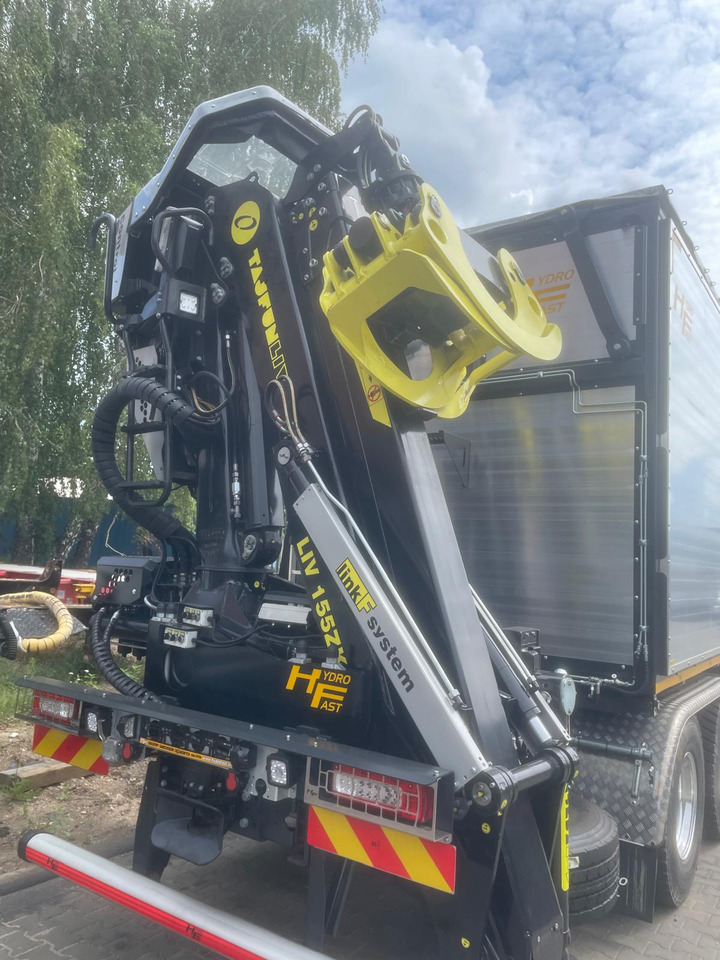 TAJFUN L155ZK 11 L155ZK 11 Forestry crane / L155ZK 11 Forstkran / L155ZK 11 grue forestière / L155ZK 11 grúa forestal - Grua para camião por Equipamento florestal: foto 2 TAJFUN L155ZK 11 L155ZK 11 Forestry crane / L155ZK 11 Forstkran / L155ZK 11 grue forestière / L155ZK 11 grúa forestal - Grua para camião por Equipamento florestal: foto 2