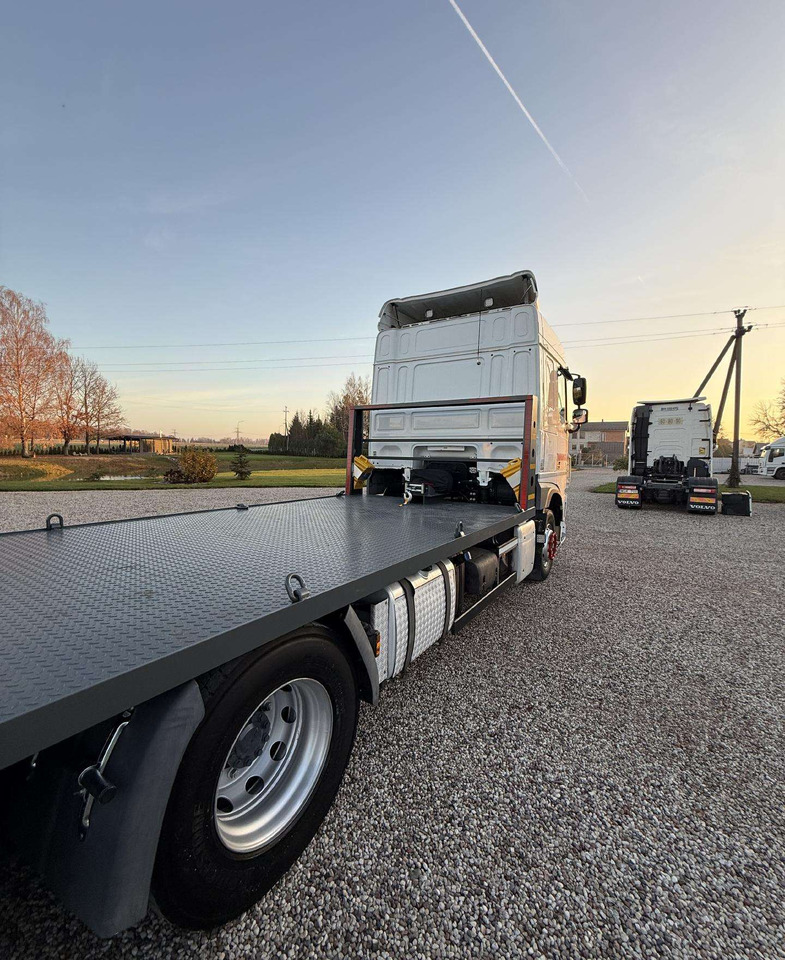 DAF XF 460 - Camião transporte de veículos: foto 3 DAF XF 460 - Camião transporte de veículos: foto 3