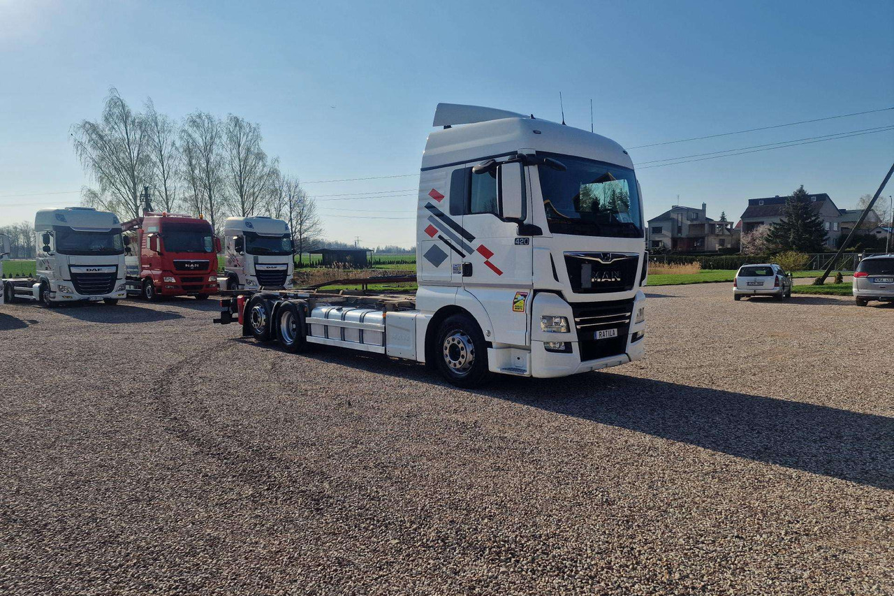 MAN TGX 26.430 - Camião transportador de contêineres/ Caixa móvel: foto 2 MAN TGX 26.430 - Camião transportador de contêineres/ Caixa móvel: foto 2