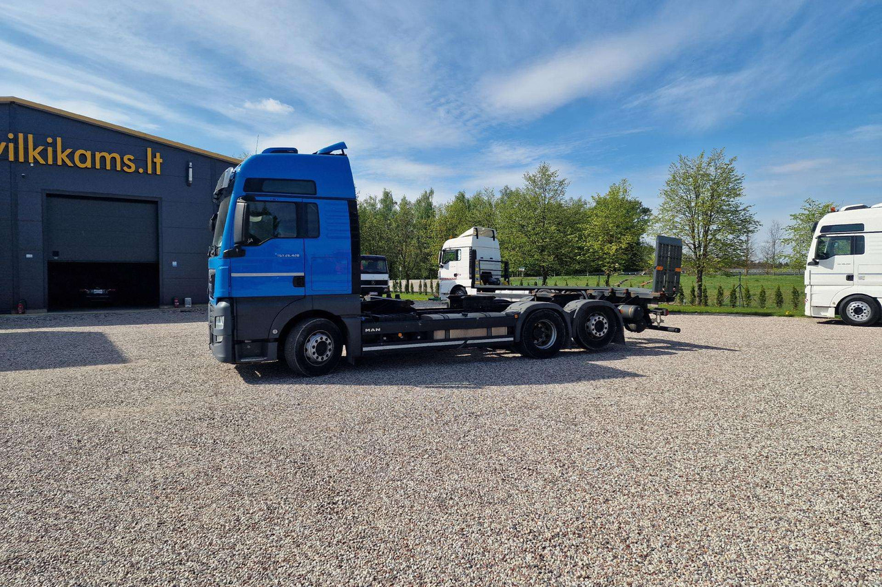 MAN TGX 26.460 - Camião transportador de contêineres/ Caixa móvel: foto 3 MAN TGX 26.460 - Camião transportador de contêineres/ Caixa móvel: foto 3