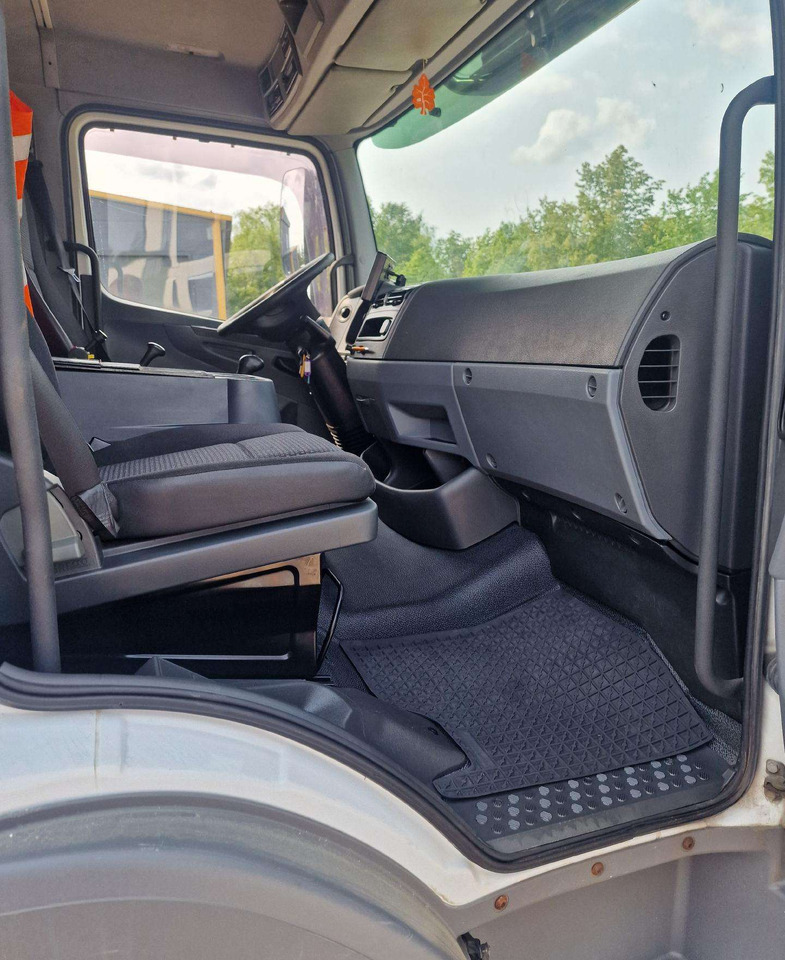 Leasing de  Mercedes-Benz ATEGO 918 Mercedes-Benz ATEGO 918: foto 13
