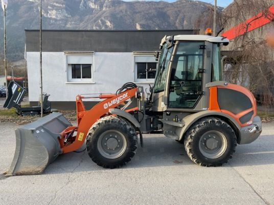 Pá carregadora de rodas Weycor ar420: foto 1