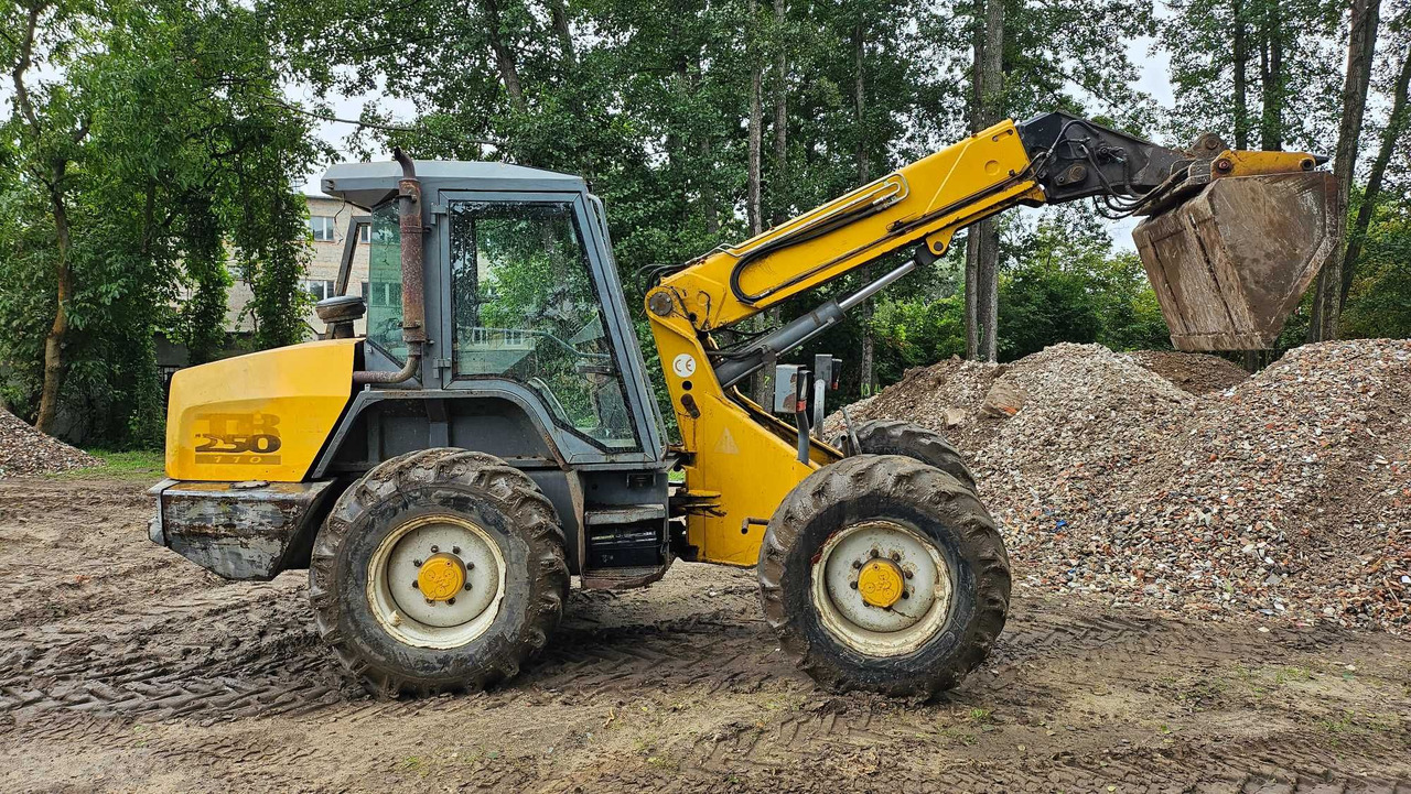Ładowarka teleskopowa MATBRO TR250-110 Powershift jcb - Pá carregadora telescópica: foto 1 Ładowarka teleskopowa MATBRO TR250-110 Powershift jcb - Pá carregadora telescópica: foto 1
