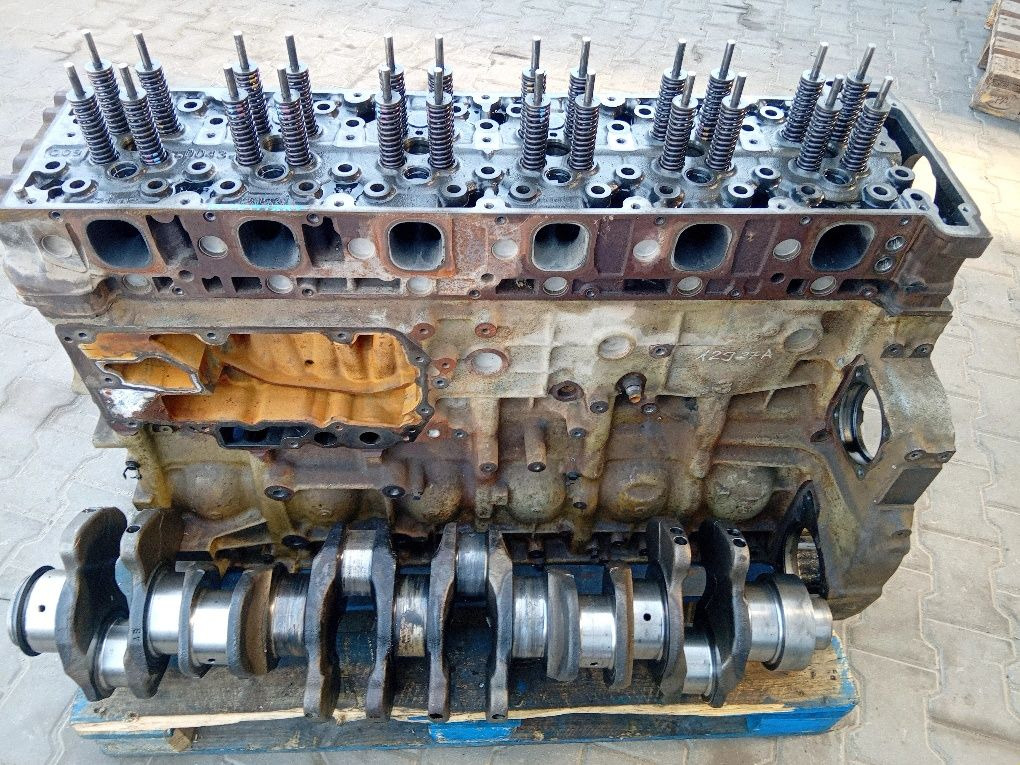 Blok om 471 głowica tłoki stan nieznany, wał po zatarciu - Motor: foto 1 Blok om 471 głowica tłoki stan nieznany, wał po zatarciu - Motor: foto 1