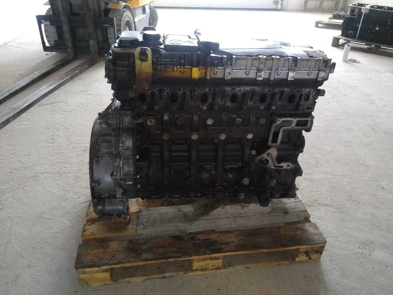 Glowica Mercedes om936 mp4 silnik euro6 Setra Class New Holland - Motor: foto 1 Glowica Mercedes om936 mp4 silnik euro6 Setra Class New Holland - Motor: foto 1