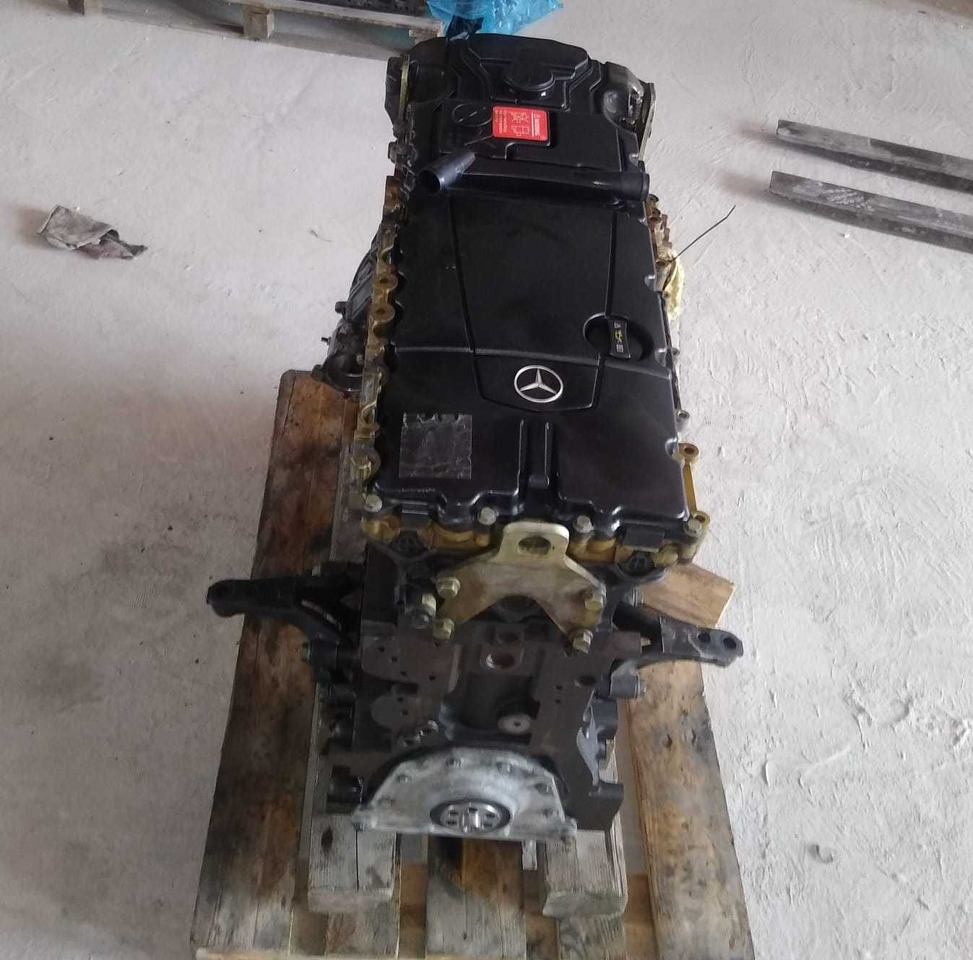 Glowica Mercedes om936 mp4 silnik euro6 Setra Class New Holland - Motor: foto 3 Glowica Mercedes om936 mp4 silnik euro6 Setra Class New Holland - Motor: foto 3