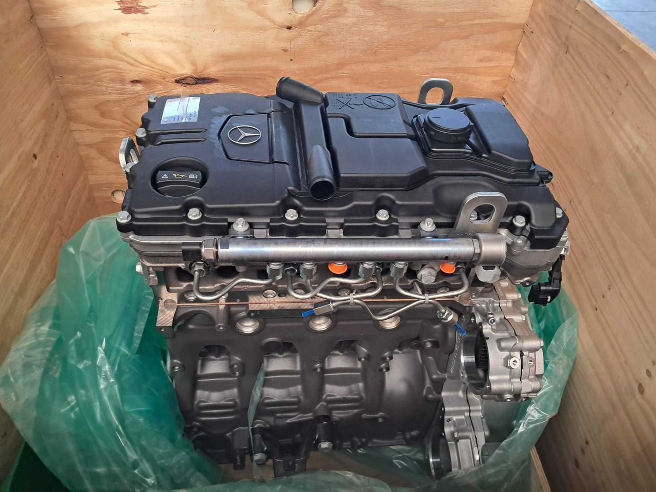 Silnik do Mercedes OM 933.913 MTU - Motor: foto 1 Silnik do Mercedes OM 933.913 MTU - Motor: foto 1